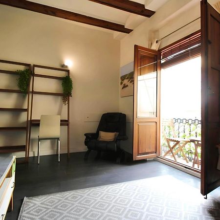 Apartamento Reformado Cerca De La Plaza Redonda Valencia Exterior foto