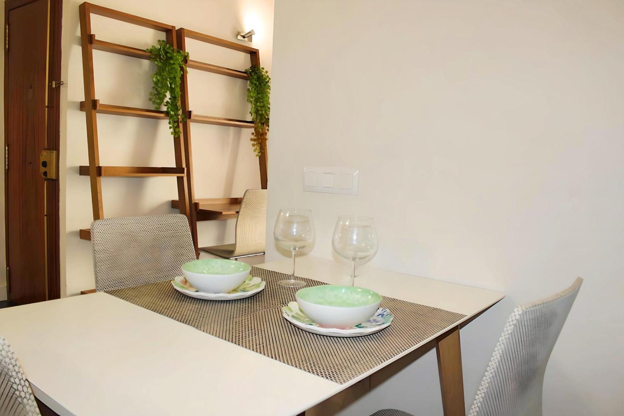 Apartamento Reformado Cerca De La Plaza Redonda Valencia Exterior foto